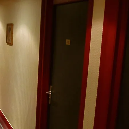 Rosa Hotel 3*